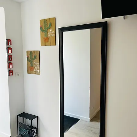 5 Salle D'eau Privee Apartment *