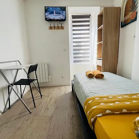 5 Salle D'eau Privee Apartment *